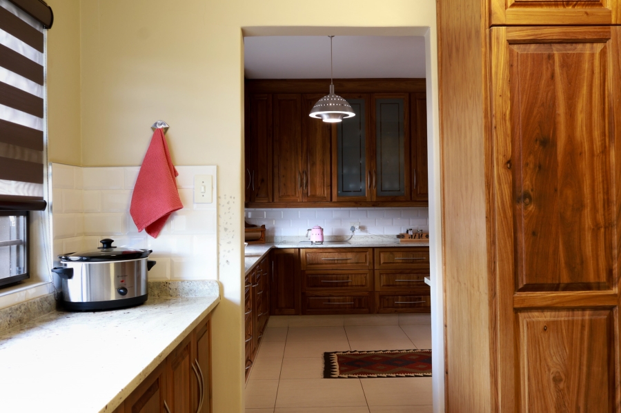 3 Bedroom Property for Sale in Van Der Hoff Park North West
